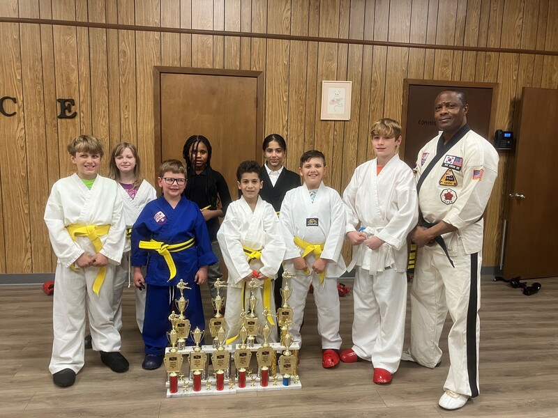 Tae kwon do students win awards